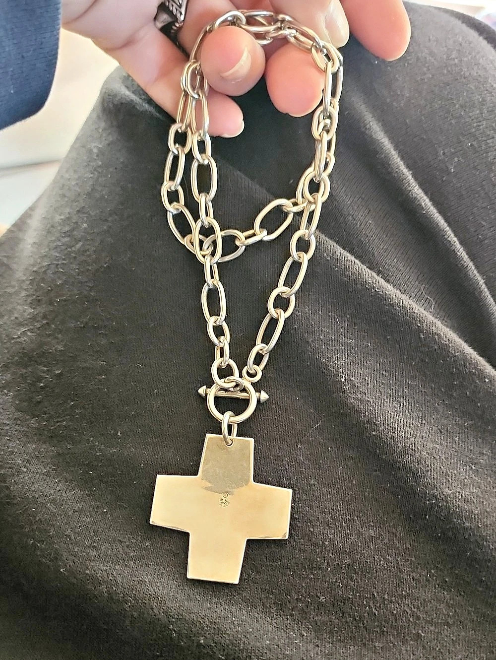 Cross Chain - Picture 5 of 6